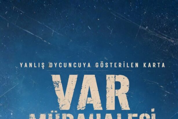 Hakem kartı yanlış oyuncuya gösterdi... VAR müdahale etti ve maçın kaderi değişti.